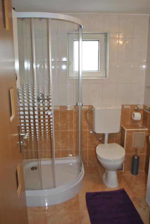 Апартаменты Apartament Beta Бистрица Экстерьер фото